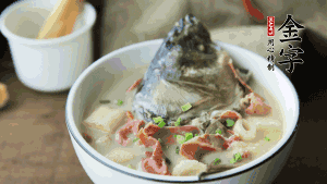 出鍋前可以撒上少許蔥花點綴。