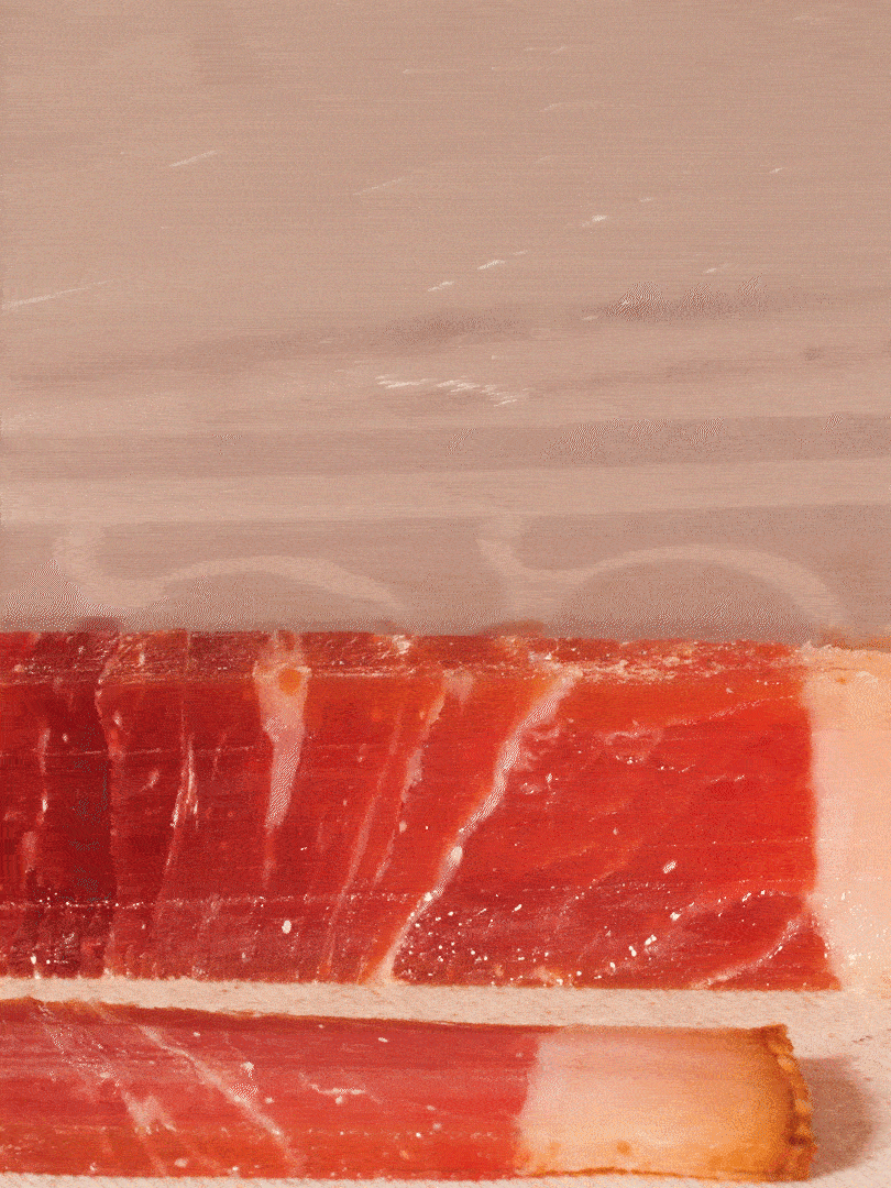 金字火腿切片，溫水浸泡5分鐘